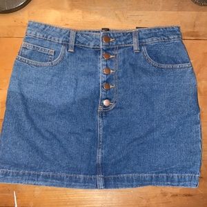 FOREVER21 Denim Skirt w/ Rainbow Detail
